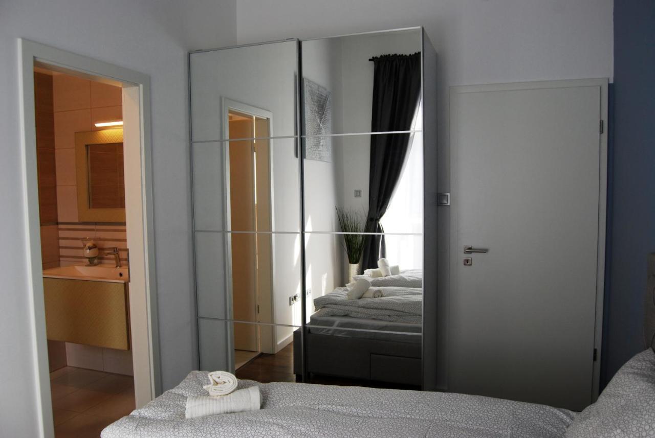 Luxurious Apartment With Balconies In Downtown Bp Budapest Exteriör bild